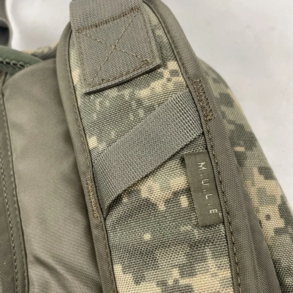 Camelbak Maximum Gear Digital Camo Hydration Backpack With Bladder Hiking Bag